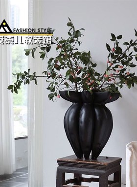 黑色花苞形花瓶设计师款落地插花器酒店民宿样板间侘寂风艺术摆件