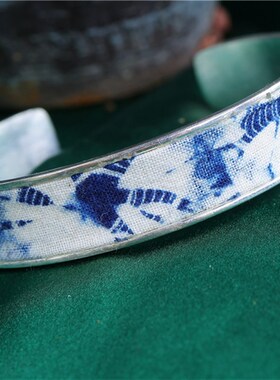 扎染手镯时尚民族风老绣片苗银镯子植物蓝染蜡染开口手环潮流饰品