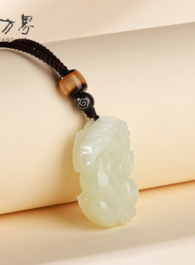 和田玉貔貅招财纳福吊坠