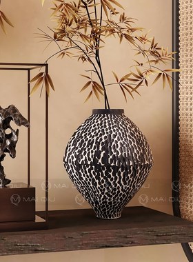 宋代美学样板间陶瓷摆件高级感茶室玄关侘寂风茶桌搭配装饰品摆设