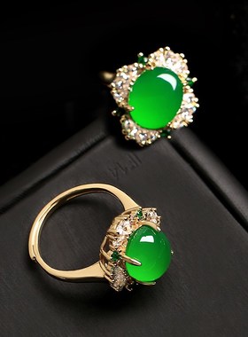 新款绿玉髓戒指女椭圆戒面个性复古玉质食指环可调节时尚通勤饰品