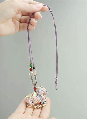 新中式国风仿宋锦小马项链女长款毛衣链复古民族风秋冬挂件锁配饰