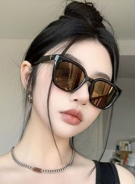 新版潮酷墨镜女高级感方框圆脸显脸小夏季旅游街拍防晒太阳镜