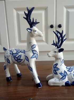 陶瓷器青花瓷梅花鹿摆件中式家居饰品客厅书房装饰创意摆设