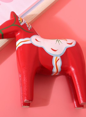 达拉木马摆件红色马摆件绿色创意小木马木质马