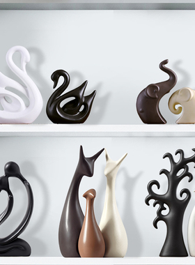 家居客厅陶瓷轻奢风创意简约现电视装饰品摆件小