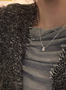 简约冷淡风椭圆金属水滴项链小众高级感短款豆豆锁骨链新款毛衣链