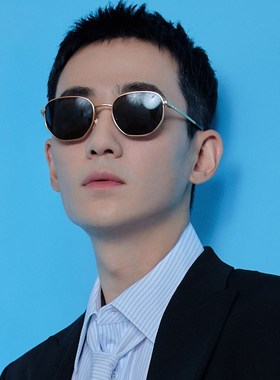 2025新款明星男女开车w专用驾驶偏光镜防紫外线钓鱼眼镜