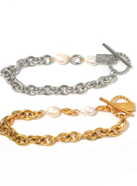 欧美不锈钢钛钢镀金几何方牌简约链条淡水珍珠金色圣诞OT扣手链