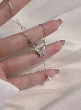 超仙~蝴蝶结项链女小众设计感轻奢百搭ins潮爱心锁骨链颈链女