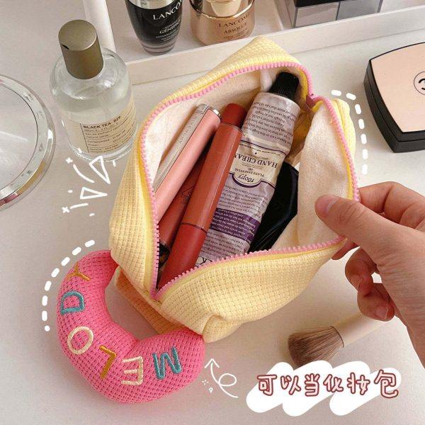 奶油泡芙笔袋格子布艺毛绒收纳包大容量笔袋可爱学生文具收纳包,淘宝优惠券,粉丝福利购,淘宝优惠卷