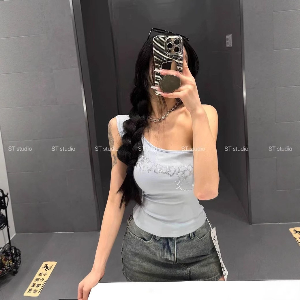 夏季新款辣妹字母猫咪烫钻斜肩短款背心露肩百搭上衣女潮韩系小众,淘宝优惠券,粉丝福利购,淘宝优惠卷