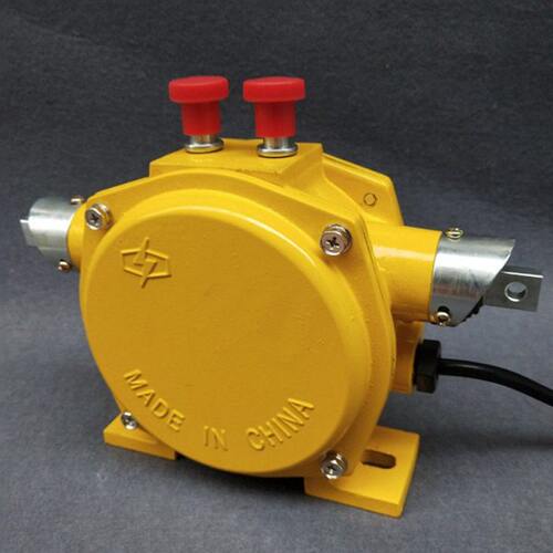 皮带机专用双向平衡拉绳开关KLB-T-Z KLB-T-S手动复位拉线开关 - 图0