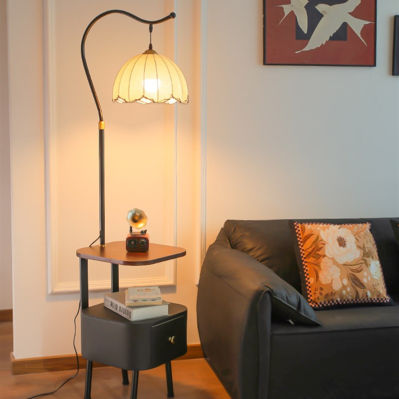 中古卧室床头柜一体台灯落地灯客厅沙发旁边几奶油U风置物架氛围 - 图0