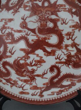 五乾隆客厅装饰红清家居盘摆古风博古架古玩老物件盘龙矾瓷器摆件