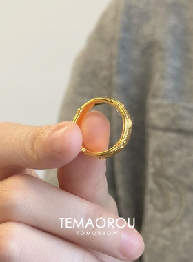 S925纯银金色旋转木马戒指高级感