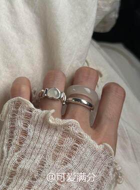 S925纯银清冷感冰透爱心素圈戒指