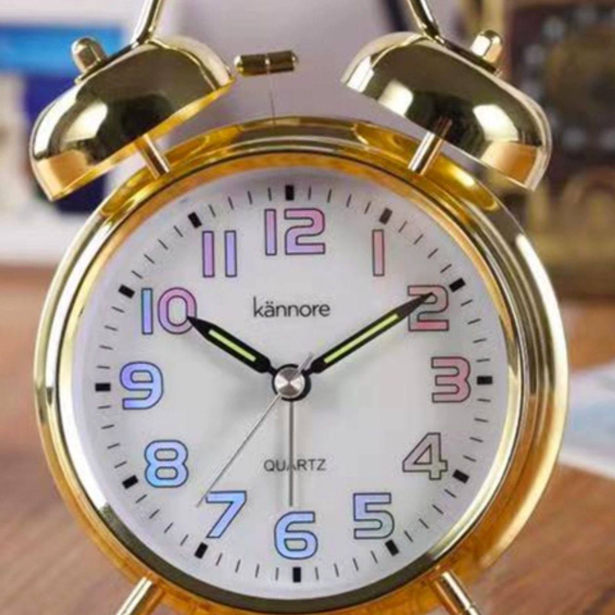 新中式复古金属闹钟学生用静音夜光台式钟表创意座钟老式桌面时钟,淘宝优惠券,粉丝福利购,淘宝优惠卷