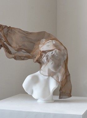 北欧轻奢金色面纱少女雕塑摆件样板房客厅玄关艺术感雕像软装饰品