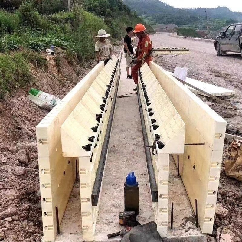 热卖高速公路排水沟挡土墙现浇塑料建筑模板混凝土材料,淘宝优惠券,粉丝福利购,淘宝优惠卷