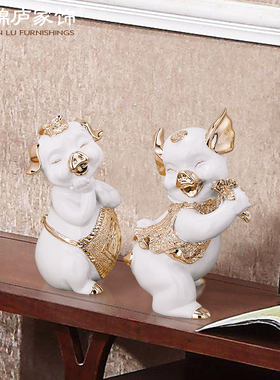 创意情侣猪摆件欧式招财客厅玄关电视柜家居软装饰品工艺品摆设