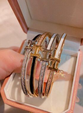 轻奢时尚简约方钻字母18K金手镯微镶锆石保色精铜小香风精品