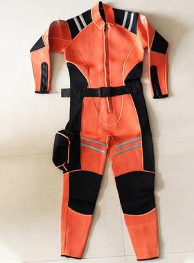 臀部护膝和护肘补强设计补强部位厚度≥5.0mm裤口O型密封圈橙色