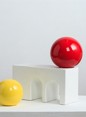 红色圆球形摆件简约家居r彩色陶瓷球摆设酒店样板房展厅茶几装饰