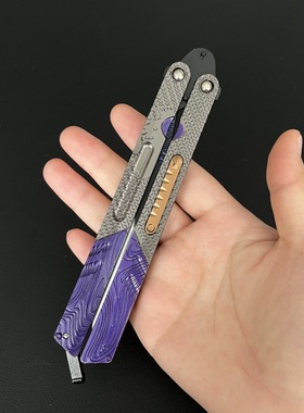 雷霆 暗区周边 大号涂鸦蝴蝶金属模型合金折叠玩具练习道具25cm