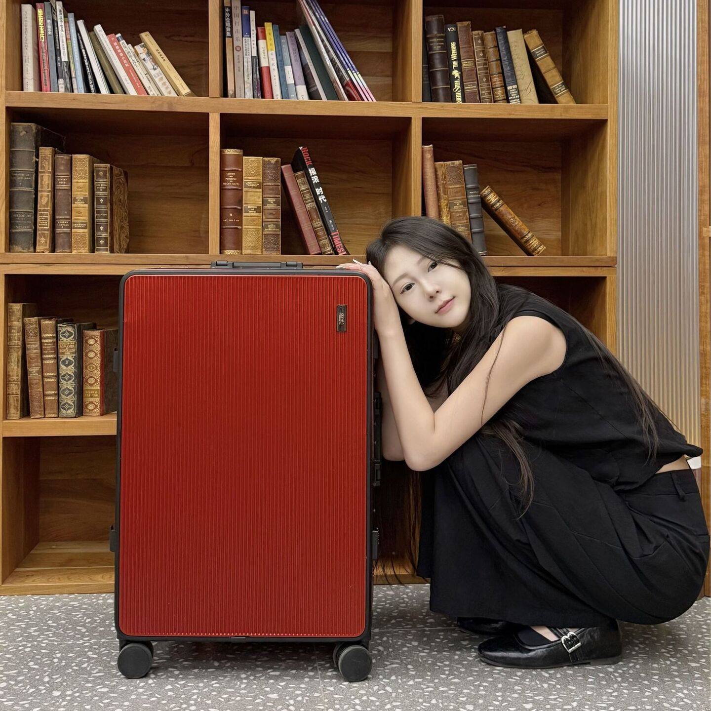 2025新款行李箱商务高品质旅行箱高端20寸登机箱24寸大容量密码箱,淘宝优惠券,粉丝福利购,淘宝优惠卷