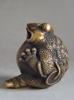 纯铜招财三腿金蟾蜍实o心摆件店铺收银台办公桌金蝉客厅装饰工艺