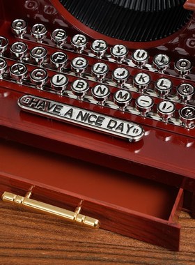 复古怀旧家居装饰品摆件书房x摆设店铺橱窗陈列打字机模型摄影道