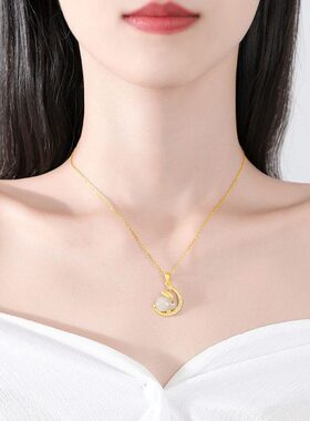 悦尔心玉兔项链轻奢月亮小兔子锁骨链2022年本命年和田玉吊坠