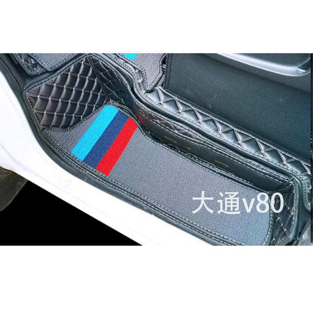 New Transit, Fushun, Generation Lingzhi, M5, Ruifeng, M3, Tuano, Yufeng Datong, v890, get on the car and step on the side pedals.