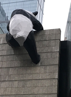 玻璃钢大熊猫雕塑爬墙切面几何大型动物摆件楼顶商业广场景观小品