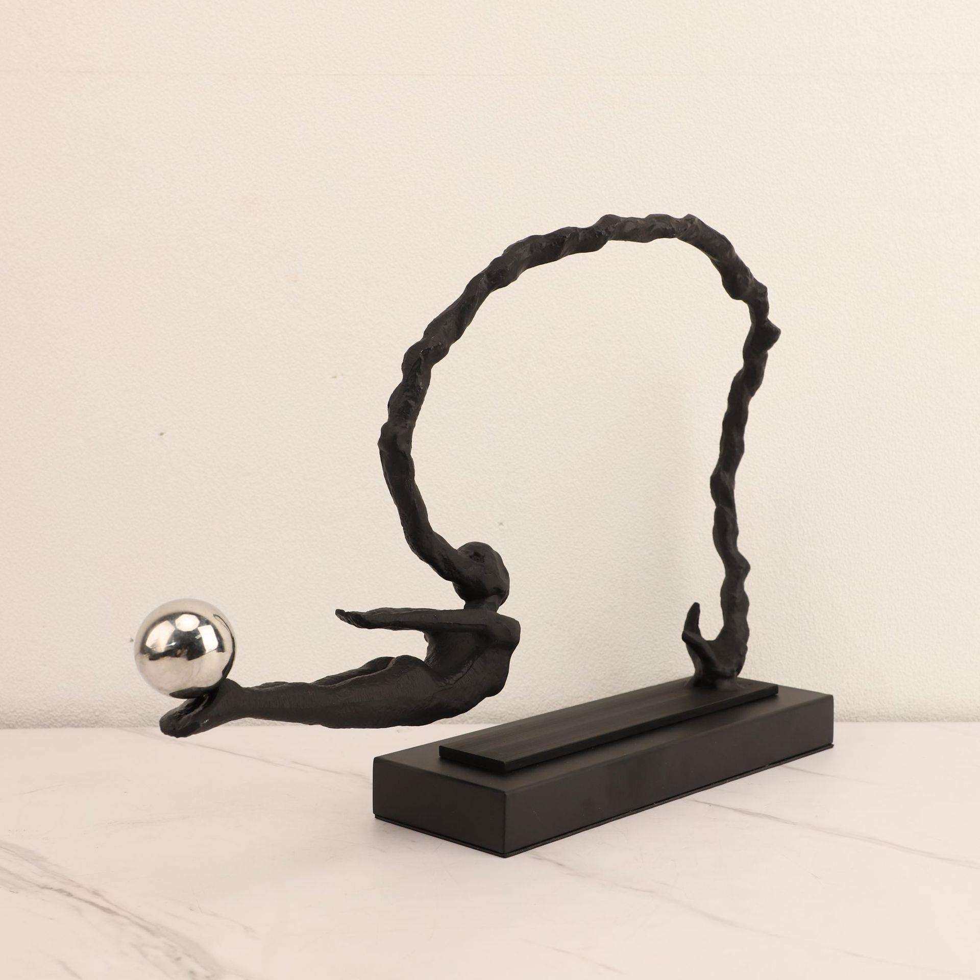 北欧极简金属人物摆件样板房卧室客厅餐厅书房酒柜茶几家居装饰品,淘宝优惠券,粉丝福利购,淘宝优惠卷