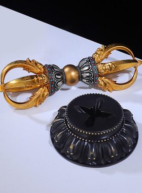 纯铜五股金刚杵镢含底座民族风做旧普巴杵雕刻莲花底座总高约21cm