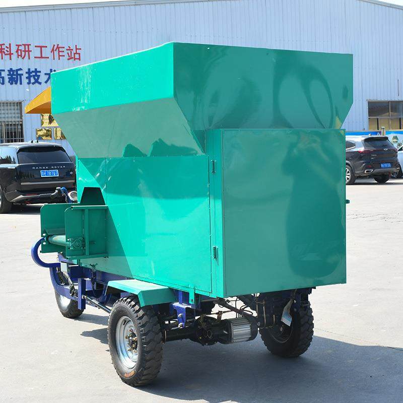 机械供应牛羊撒料车电动三轮喂畜牧养殖场喂料撒料机粉碎,淘宝优惠券,粉丝福利购,淘宝优惠卷
