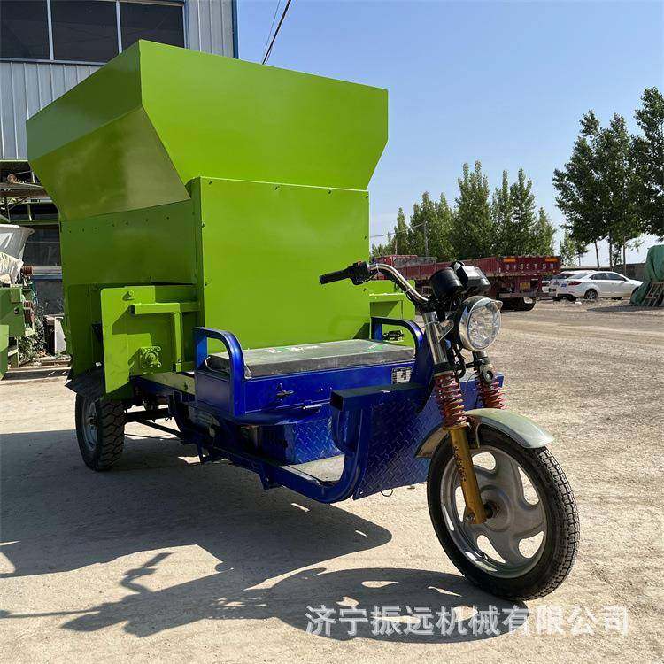 牛羊自动喂料车猪场饲料放料车畜牧牛羊三轮撒料车清粮电动,淘宝优惠券,粉丝福利购,淘宝优惠卷