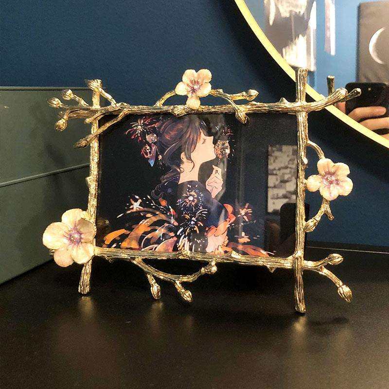 相框摆台6寸7寸轻奢金属像框北欧简约客卧室床头装饰摆件带洗照片,淘宝优惠券,粉丝福利购,淘宝优惠卷