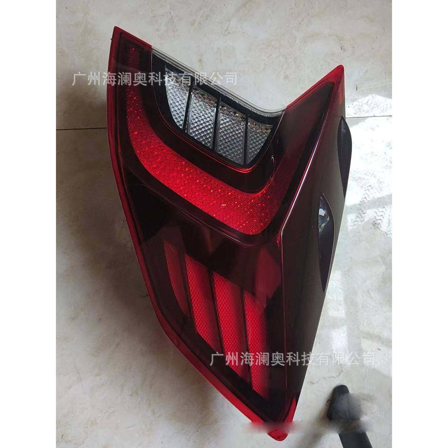 适用于十代现代索纳塔尾灯LED刹车灯后杠灯雾灯SONATA,淘宝优惠券,粉丝福利购,淘宝优惠卷