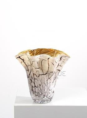 轻奢墅极简白色裂花纹瓣口异琉璃花形瓶样板间别会VLF高级感花艺