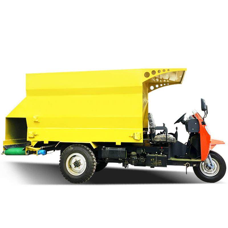 牛场自走五方饲草抛草机青贮碎草料用撒料机抛饲碎草料用喂草机器,淘宝优惠券,粉丝福利购,淘宝优惠卷