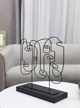 欧式抽象几何线条人脸件摆客厅玄铁关样板间家居艺术1031创意装饰