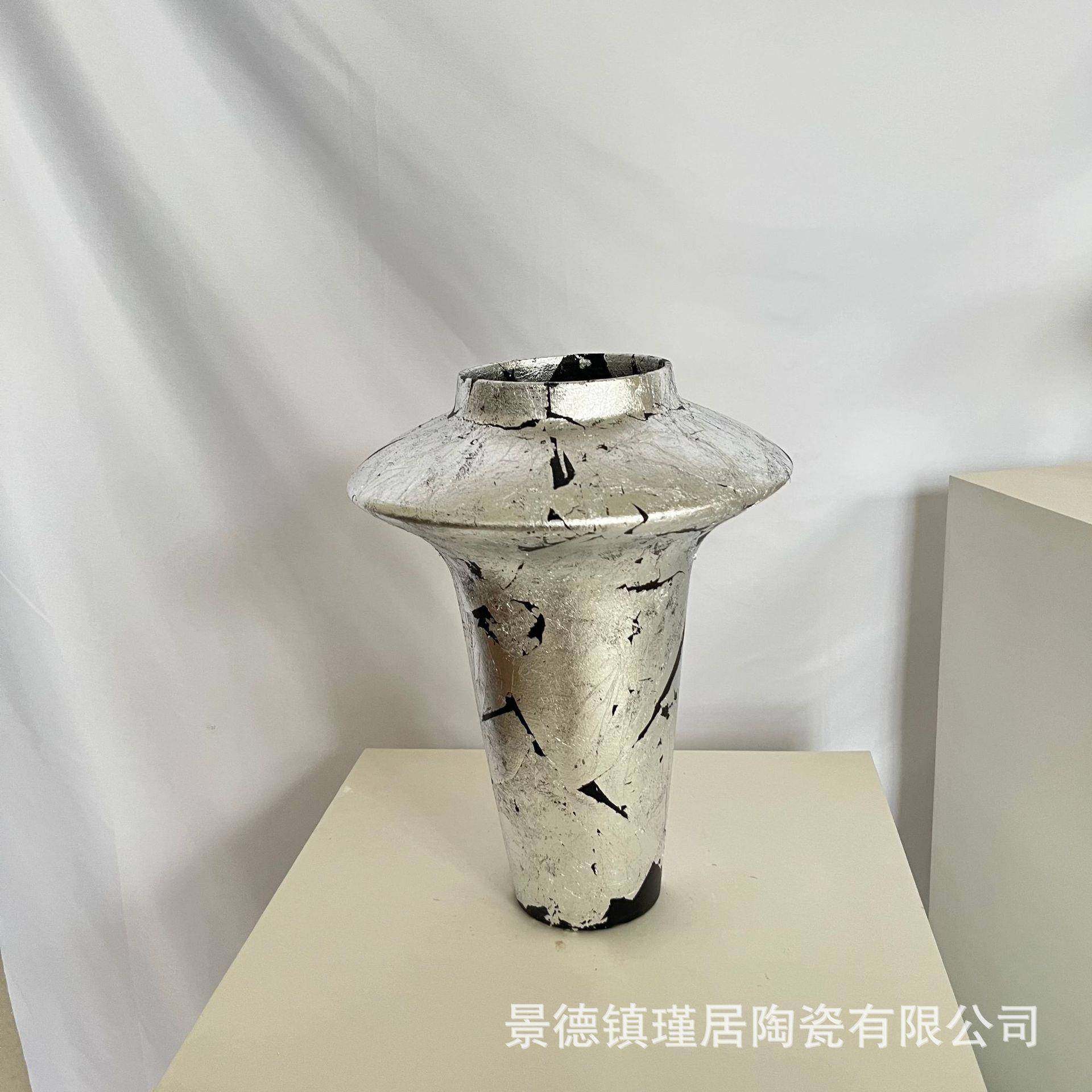 轻奢风手作陶瓷花器银箔极简风软装搭配异形创意台面花瓶摆件,淘宝优惠券,粉丝福利购,淘宝优惠卷