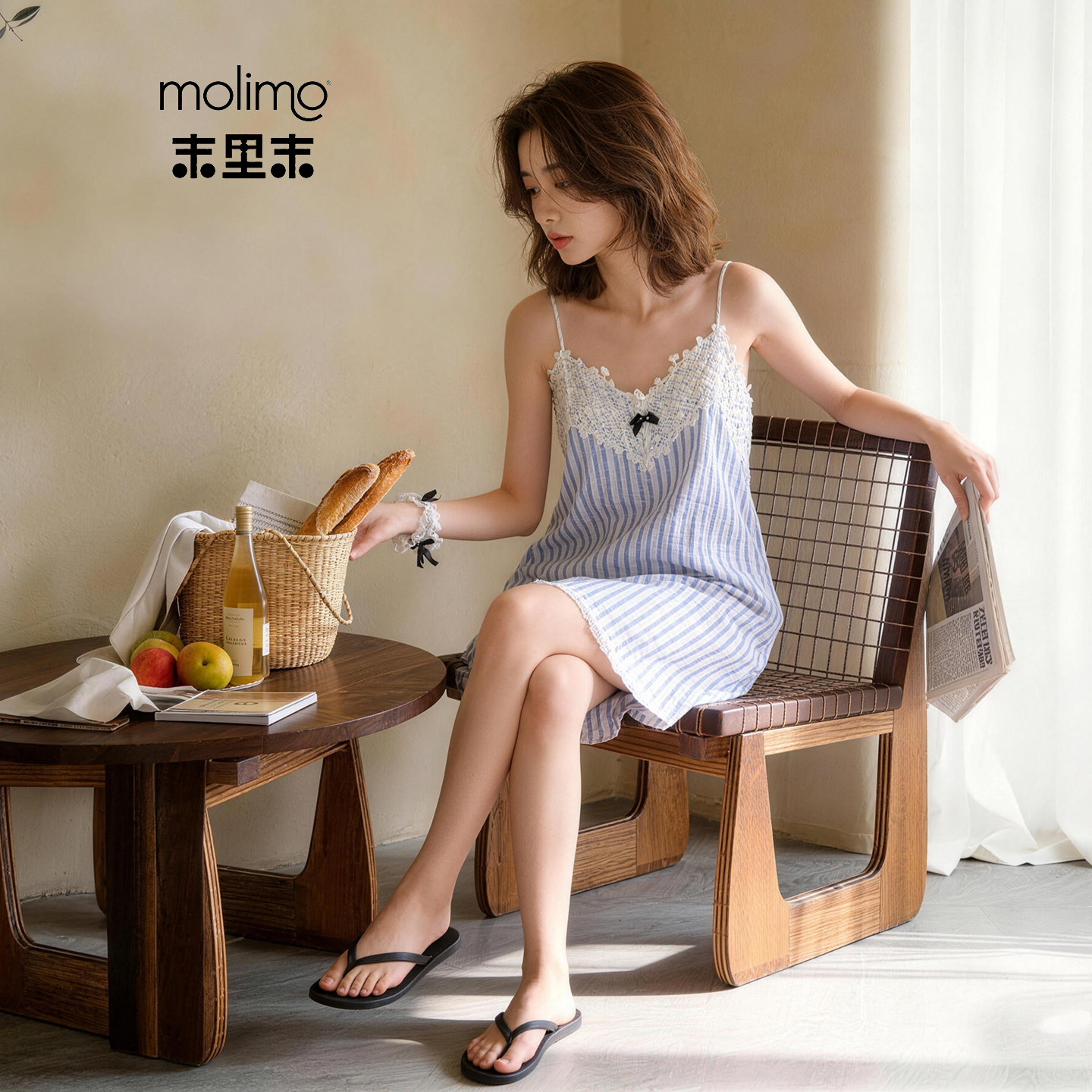 Mo Li Mo Lace pure lust style suspender nightgown can be worn outside