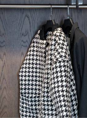 样房衣柜衣帽间饰品现代软装板搭配展装tb-63036衣服套摆件厅收纳