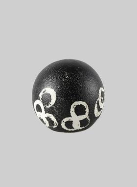 RVH北欧轻茶奢黑条陶制小球装纹饰摆件几角几创意桌面白软装陈设