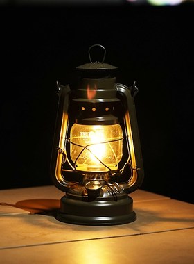 高档加厚铁艺复古煤油灯户外露营农村老式油灯手提马灯装饰品道具