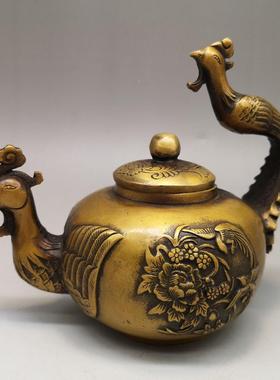 黄铜凤壶形制端正;包浆温润,通体光,色XNE泽素雅致古意盎然